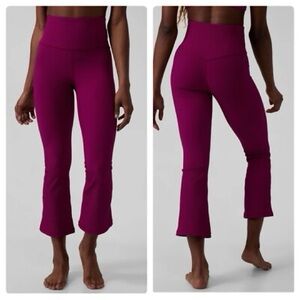 Athleta Elation Ribbed Crop Flare Leggings - like new